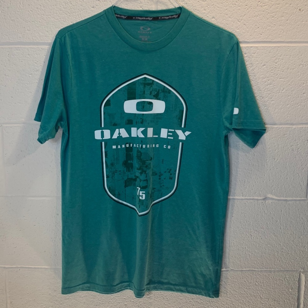 Oakley Shirt